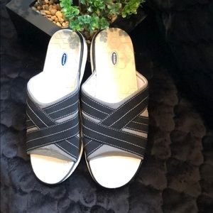 Dr. Scholl’s  women’s Darby slide sandals